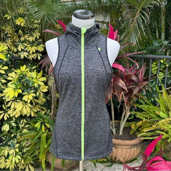 Sweaty Betty Active Vest - Picture 2 of 10